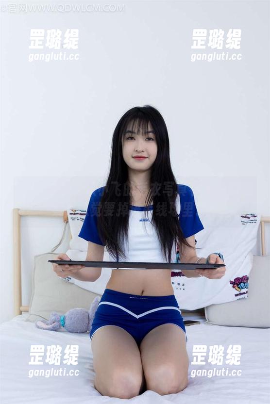 物恋传媒 - 从小飞的毛衣写真看私拍的温柔，感觉要掉进毛线球里了！