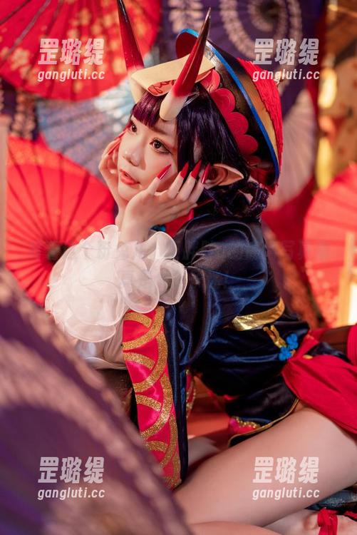 看看这个粉兔儿，王胖胖u的高清写真集真是个兔子迷！