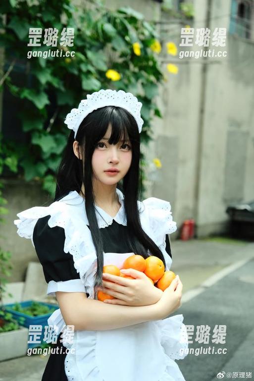 白莉爱吃巧克力的写真作品，花嫁已经成了我的心头好！