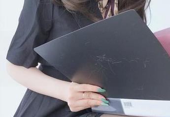 在线图集：白银81女友，拍完后我真心想问…你多吃了点什么？！