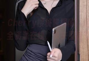 秀人网 – Cherry樱桃酱探秘：透明写真集，全资源在线，快来围观吧！