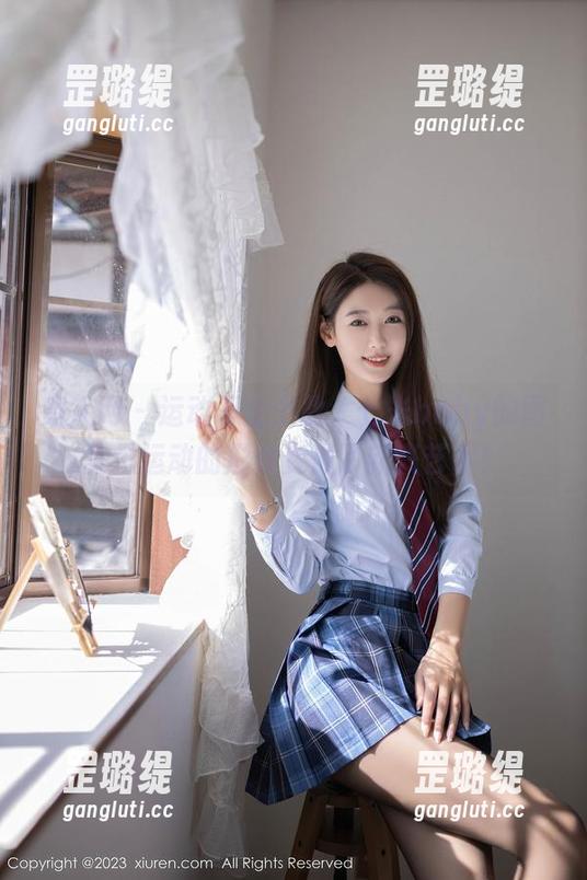 秀人网 - 运动不止于此，七米baby的图集把运动的形状变成了新兴艺术！