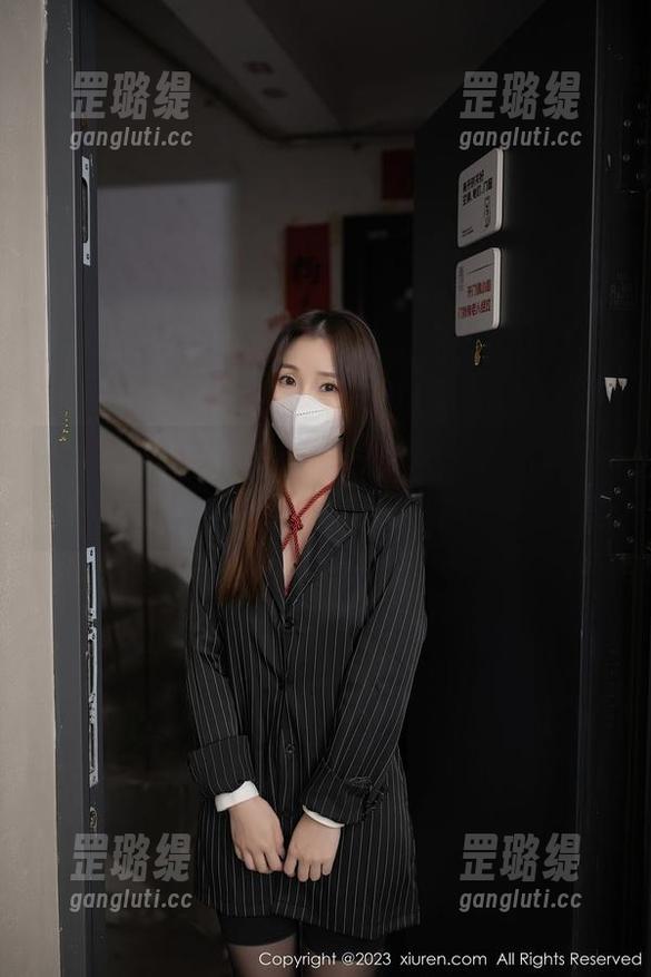 秀人网 - 乔伊joy带来的女孩美图：看完想说点啥又没话说