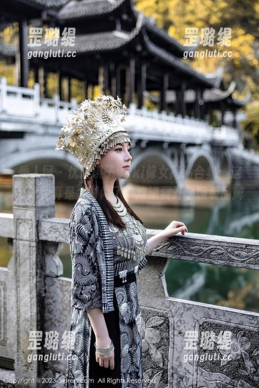 秀人网 - 优琪琪子yuki修女高清合集：这个修女真是太时尚了，难道要开个服装品牌？