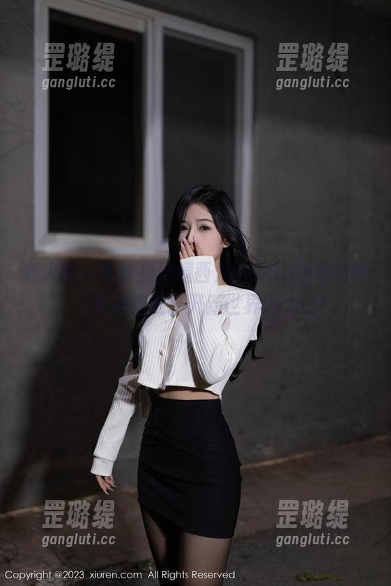 秀人网 - 每次见到婕西儿jessie温柔全套，下载都像是打开新世界的大门！