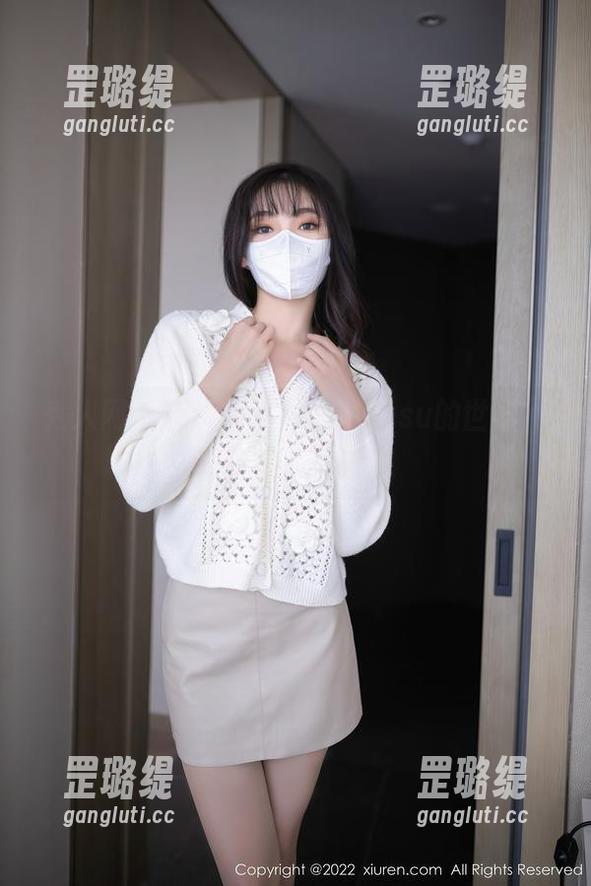 秀人网 - 灰丝作品：晚苏susu的世界，轻描淡写的诱惑