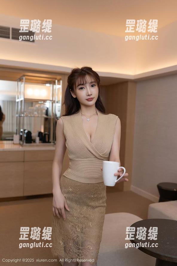秀人网-葛征净高184cm 秀人网 - 葛征净高184cm美脚私拍:细节满分,简直是给摄像师上了一课,希望我的小脚也能受益!