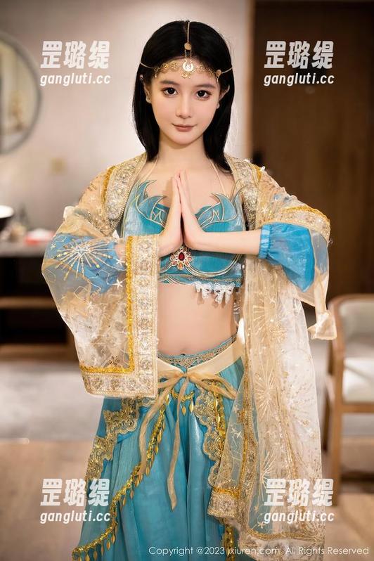 秀人网 - 陈梵妮Fanny连体衣私拍合集，谁说身材才是重点，表情也很关键哦！