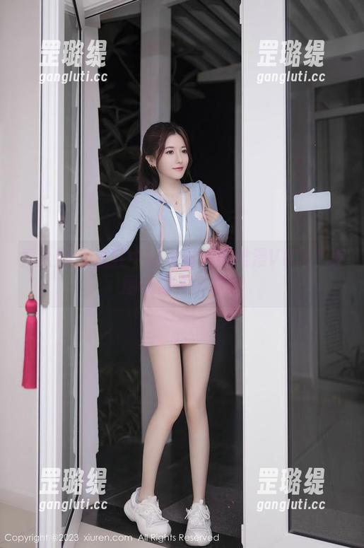 秀人网 - 浴缸中的优雅：陈雅漫VICKY美图让你大开眼界