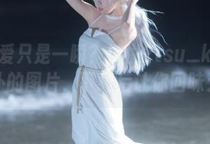 谁说可爱只是一瞬？纸悦Etsu_ko·芙拉菲女仆的图片，下载后让你回味无穷！