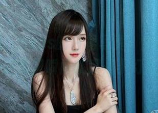 看腐团儿Ikaros的白裙写真，全套图片，我的脑海里瞬间就满是小幻想……