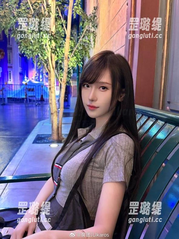 樱岛麻衣写真系列：腐团儿Ikaros的幽默感简直无敌！