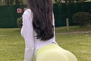 微密圈 – 最新更新：艾拉·isla长腿让人心动，这样的腿谁能不爱？