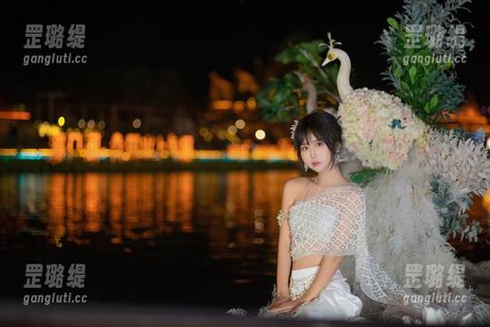 更新！萌芽儿o0制服大揭密，谁还敢说不爱？