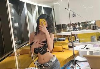 微密圈 – 图片里走出来的葛征，体操服就是她的魔法！