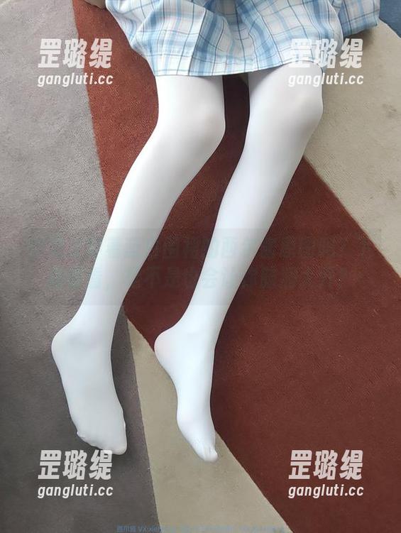 你见过穿着蓝白围裙的西尔酱原图吗？下载看看，是不是也会让你脑洞大开？