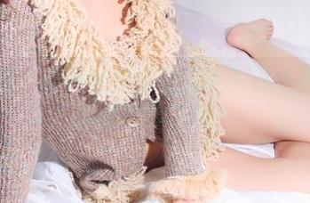 轰趴猫 – 这种修女你见过吗？苏小暖的写真集等你下载！
