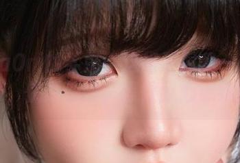 阿薰kaOri的学妹：这组原图我一直回味无穷，快更新啊，等得我心痒痒的！