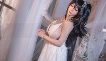高清资源来了！“陌陌咕咕咕”吊带让你目不转睛。