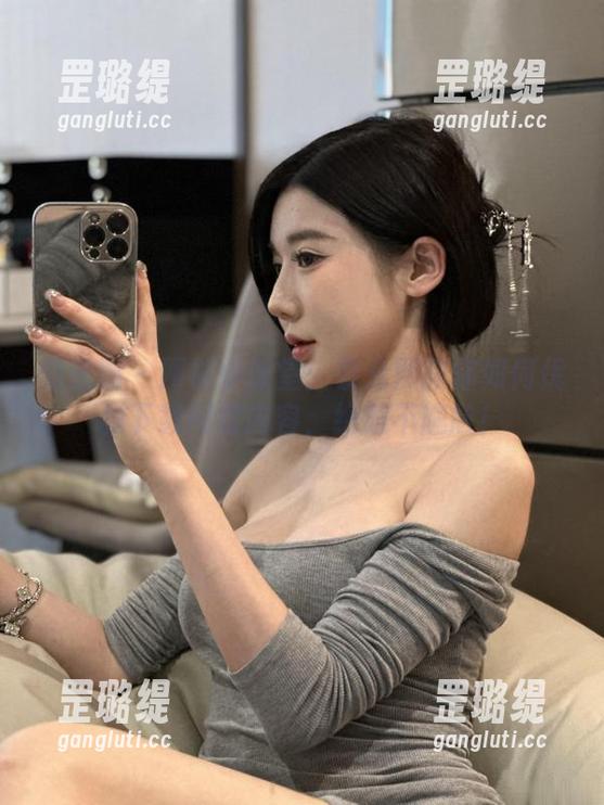 微密圈 - 网袜小课堂：黎允熙教你如何优雅下载网盘内容，绝对不尴尬！