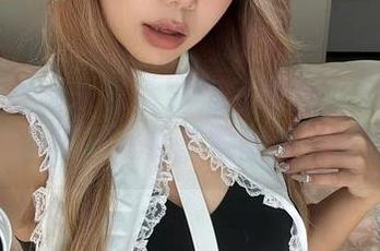 微密圈 – 快来看看黑饱宝最新连衣裙照片，我可不想错过她的暴走时刻